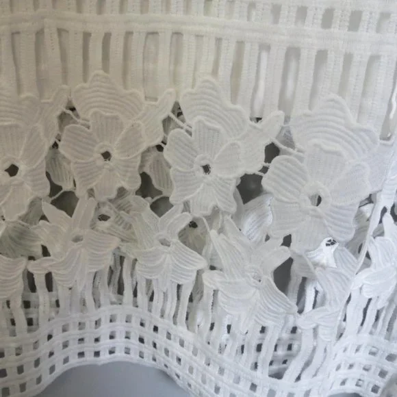 LACE & HEELS BOUTIQUE - lace/crochet style dress - size 10 - Picture 7 of 12